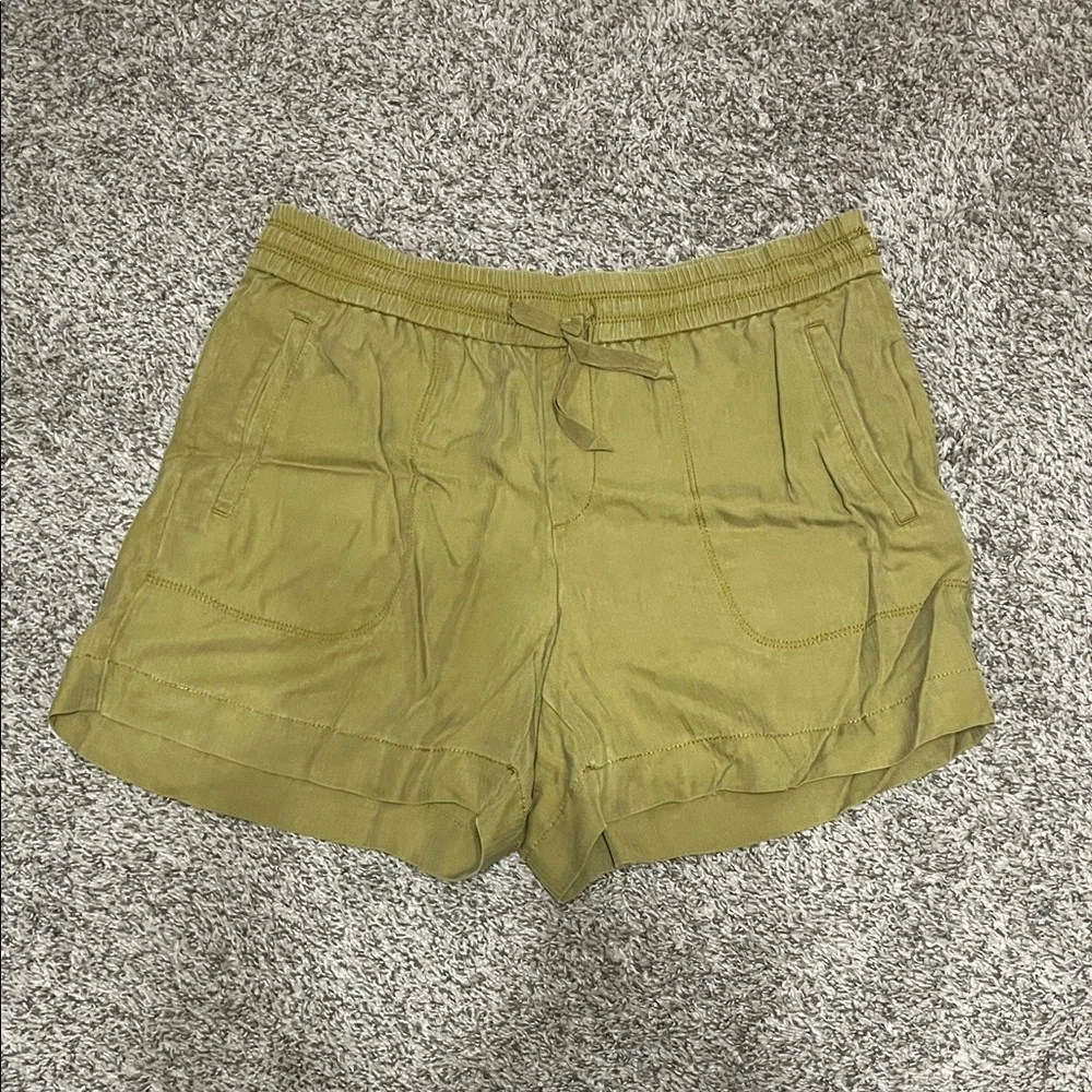 LOFT Olive Green Drawstring Linen-Blend Shorts